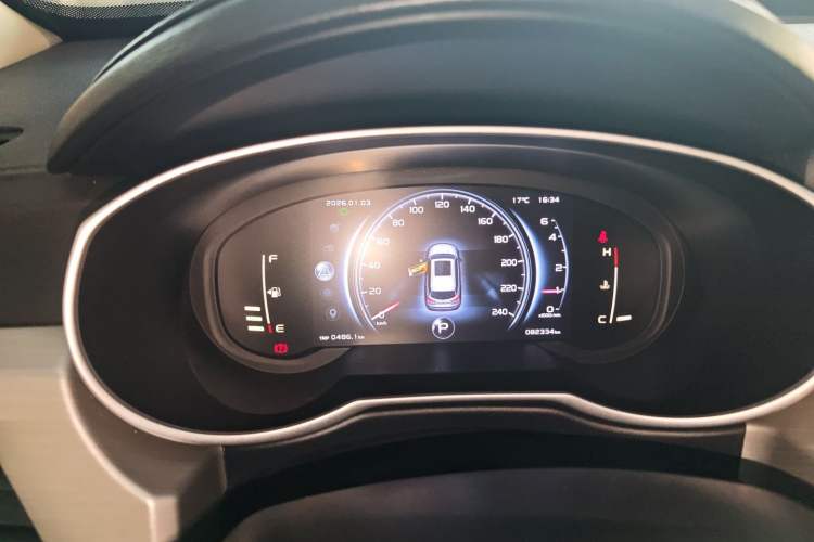 Used Geely Auto Emgrand X7 Sport 2018 1.8TD Automatic Two-Wheel Drive Smart 4G Connected Version
