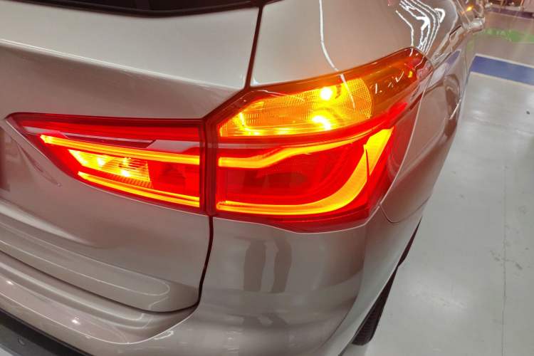 Used BMW X1 2018 sDrive20Li Leading Model