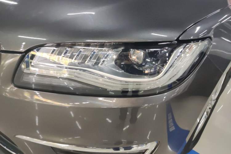 Used Lincoln MKZ 2017 2.0T Luxury Edition
