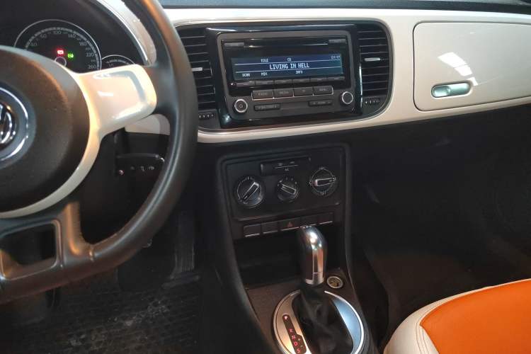 Used Volkswagen Beetle 2014 1.4TSI Fashion Edition
