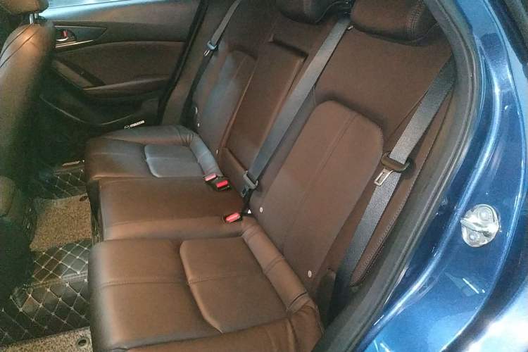 Used Mazda CX-4 2020 2.0L Automatic Two-Wheel Drive Blue Sky Luxury Edition
