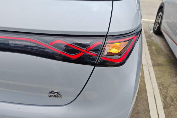 Used BYD Dolphin 2021 405 km Fashion Edition
