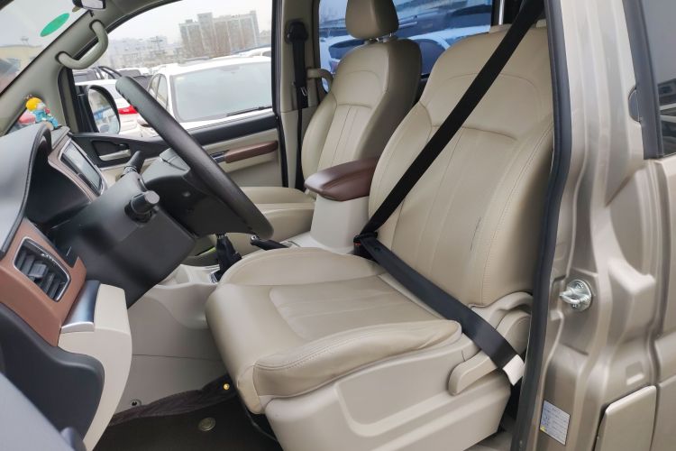 Used FORTHING Lingzhi 2020 M5L 1.6L Luxury 7-Seater
