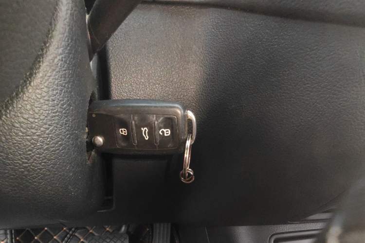 Used Volkswagen Tiguan 2017 300TSI Automatic Two-Wheel Drive Silk Road Comfort Edition