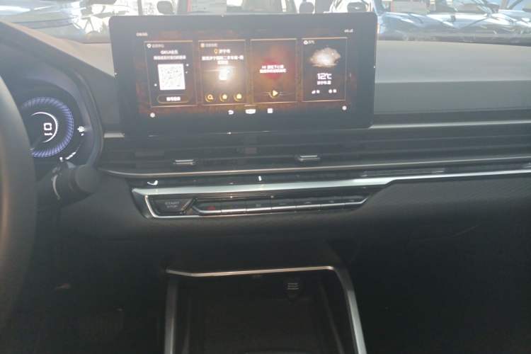 Used Geely Auto Emgrand 2022 4th Generation 1.5L CVT Elite Model
