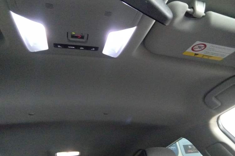 Used Toyota Wildlander 2024 2.0L CVT Two-Wheel Drive Leading Edition
