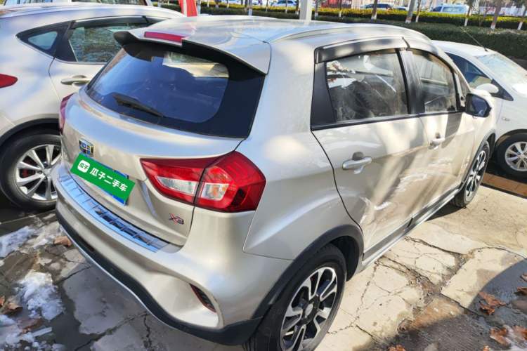 Used Geely Auto Vision X3 2017 1.5L Automatic Prestige Model
