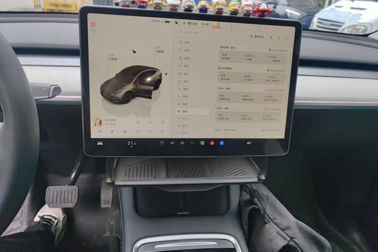 Used Tesla Model Y 2023 Long-Range All-Wheel-Drive Version
