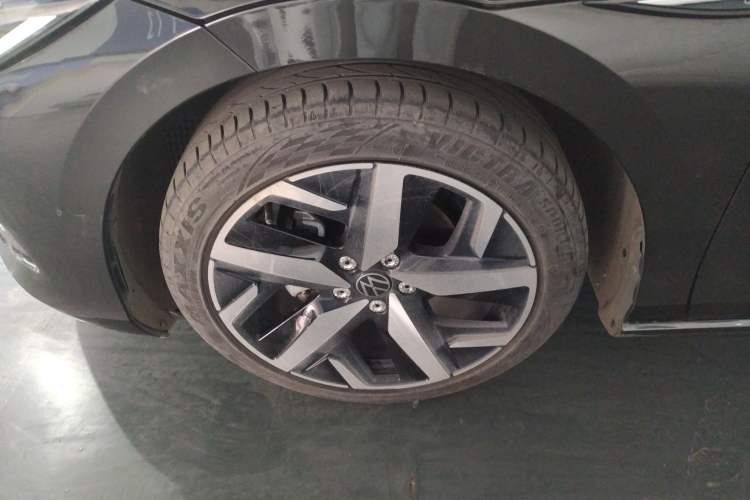 Used Volkswagen Lamando 2022 Lavida L 280TSI DSG Cool & Spicy Edition
