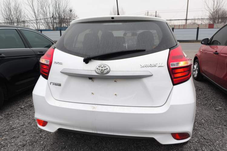 Used Toyota YARiS L 2016 Revised 1.5E CVT Charming Edition