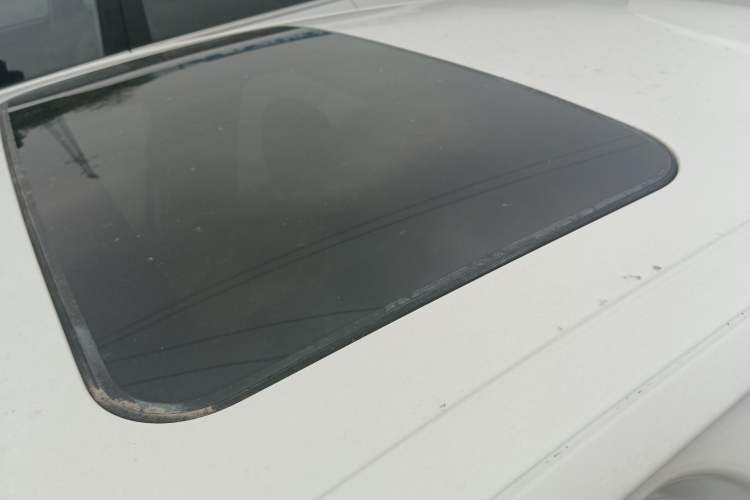 Used Peugeot 301 2014 1.6L Automatic Luxury Edition
