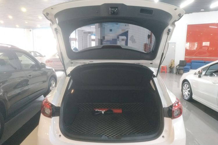 Used Mazda Mazda 3 Axela 2017 Hatchback 1.5L Automatic Luxury Model Emission Standard China V