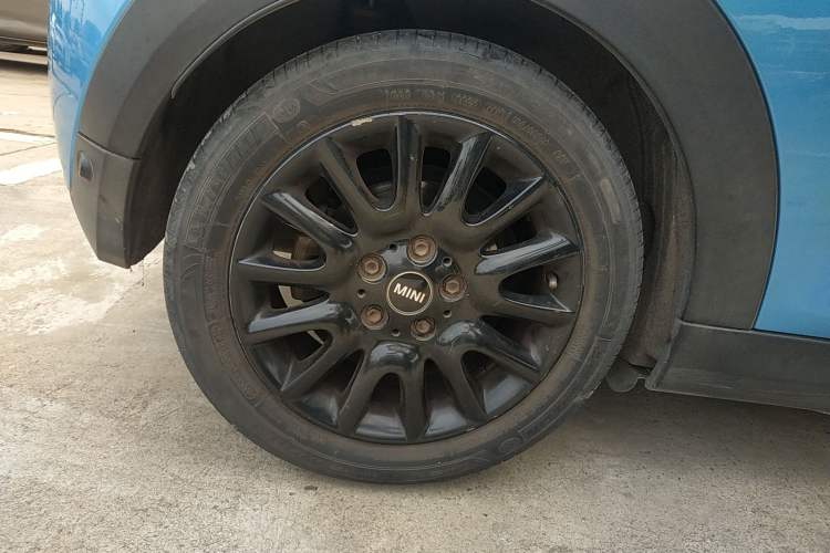 Used  MINI 2014 1.2T ONE+
