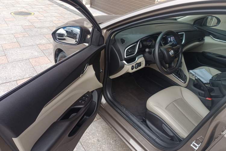 Used Buick GT 2016 18T Dual-Clutch Elite Model