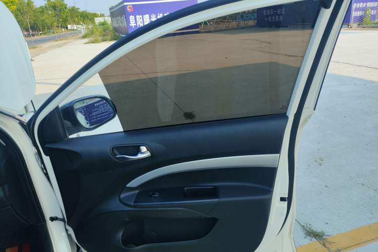 Used Kia Stonic 2019 1.4L Automatic Sport Edition China VI
