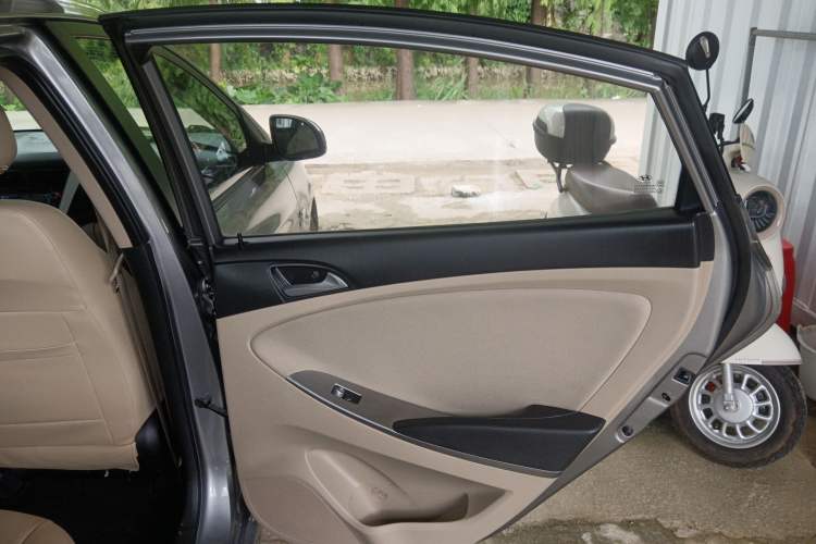 Used Hyundai Verna 2014 1.4L Automatic Smart GLS
