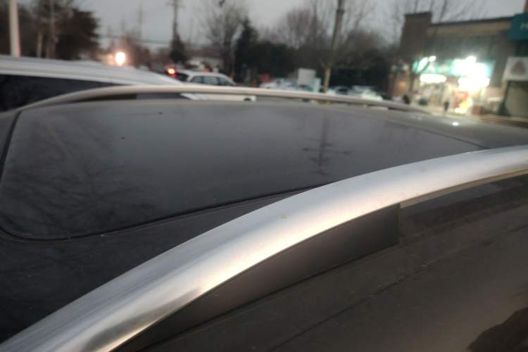 Used Volkswagen Tiguan 2015 1.8TSI Automatic All-Wheel-Drive Luxury Model
