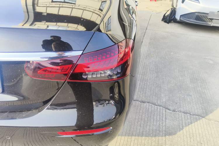 Used Mercedes-Benz E-Class 2021 E 300 L Stylish Model
