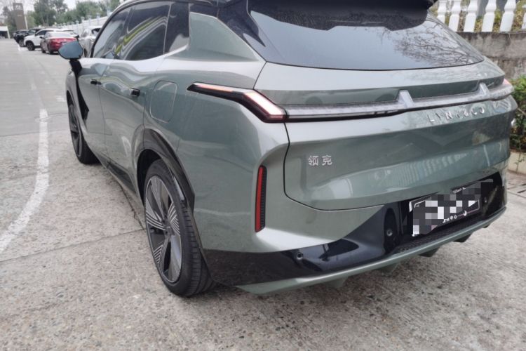 Used Lynk & Co 08 EM-P 2023 220km All-Wheel-Drive Performance Halo
