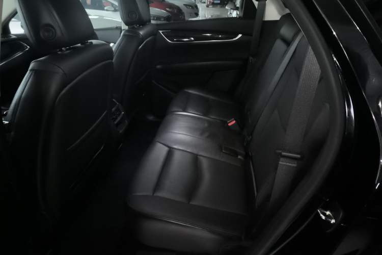 Used Cadillac XT5 2016 25T Luxury Model