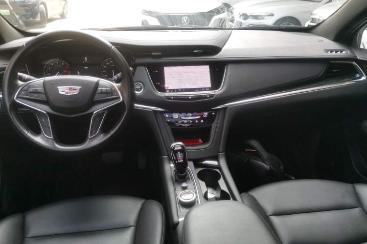 Used Cadillac XT5 2021 28T Luxury Version