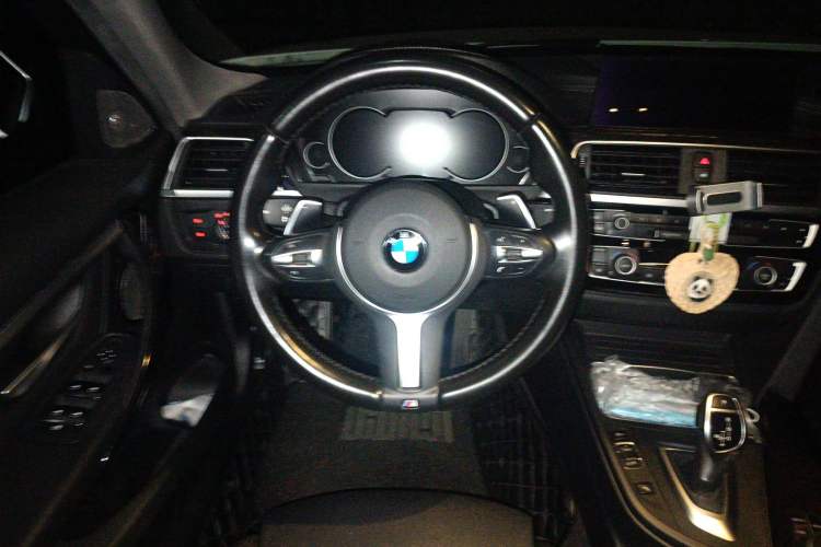 Used BMW 3 Series 2018 320Li M Sport Night Edition
