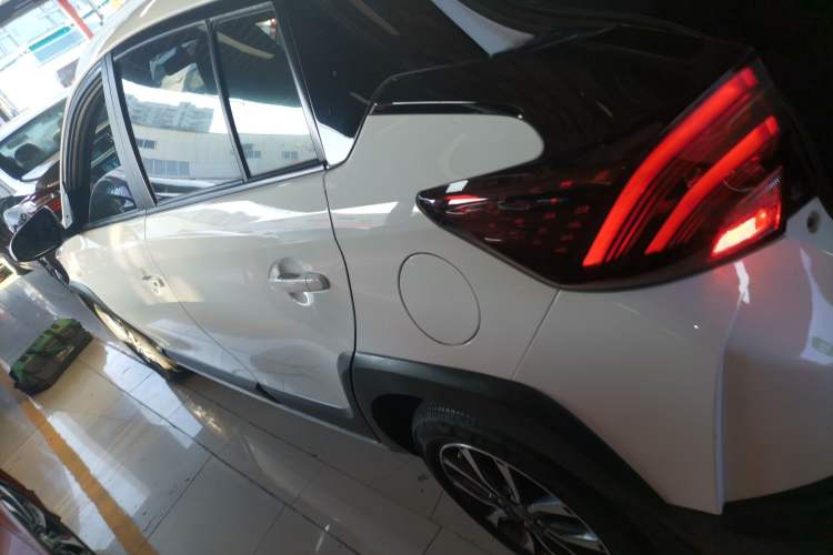 Used Toyota YARiS L 2021 X-Trail 1.5L CVT Luxury Edition
