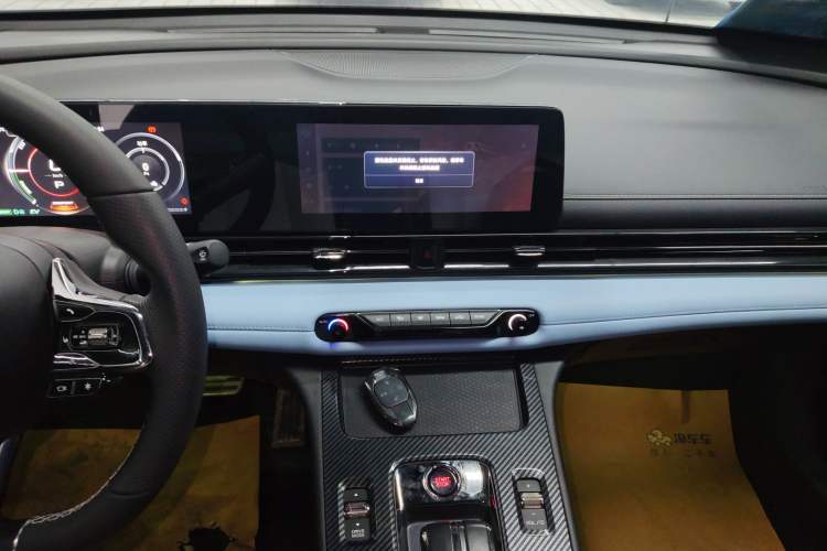 Used GAC Trumpchi EMPOW 2023 Shadow Leopard H Smart Hybrid Edition
