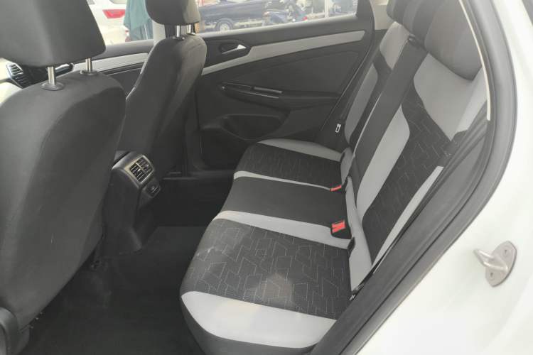 Used Jetta VS7 2023 280TSI Automatic Trend Edition
