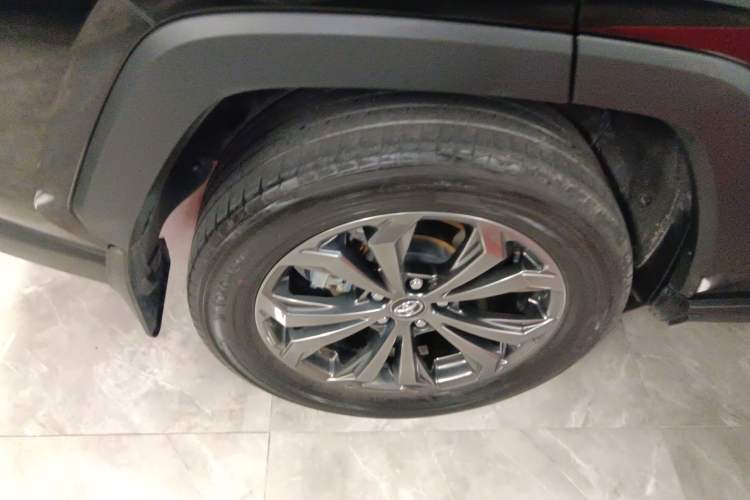 Used Toyota RAV4 2023 2.0L CVT Two-Wheel Drive Fashion Plus Edition