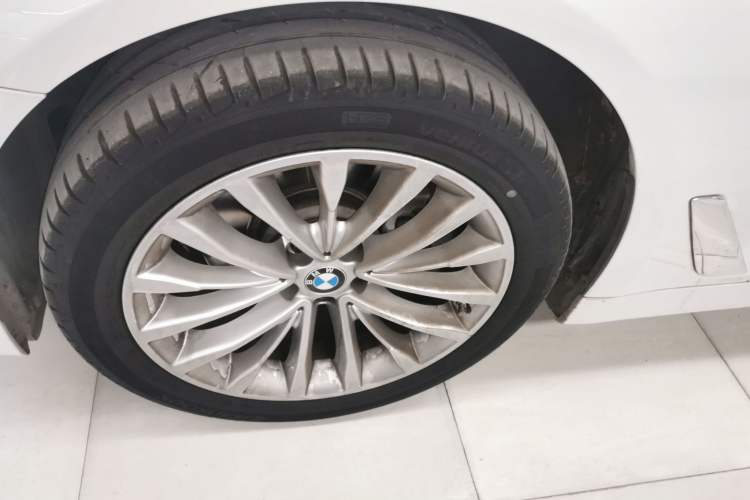 Used BMW 5 Series 2022 Restyled 525Li Luxury Package