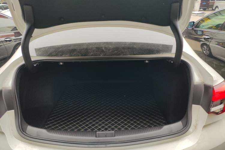 TDK.VehicleDetails.img