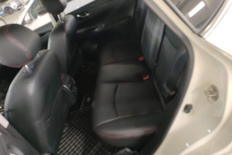 Used Nissan Tiida 2021 1.6L CVT Cool Edition
