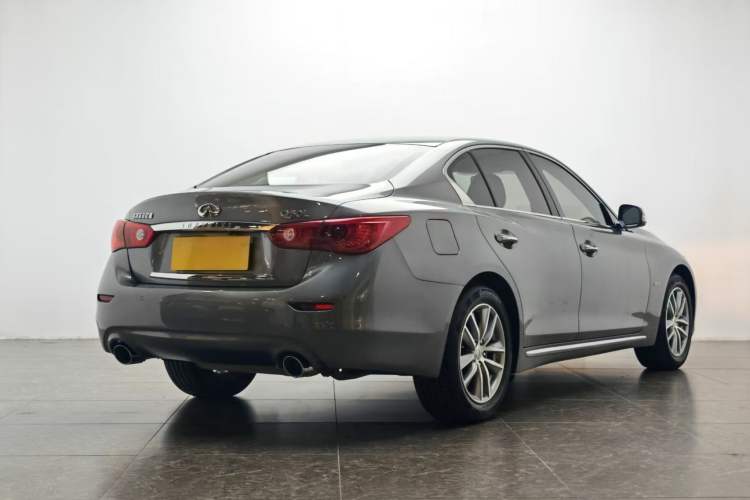 Used Infiniti Q50L 2016 2.0T Comfort Edition
