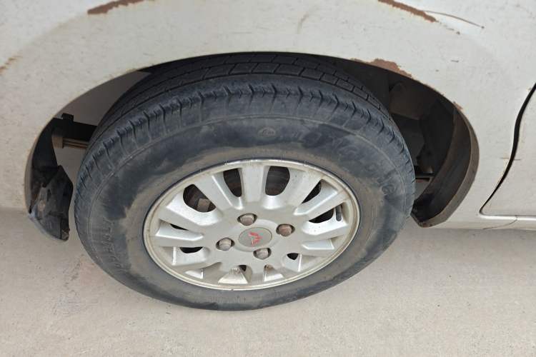 Used Wuling Rongguang V 2016 1.5L Standard Version
