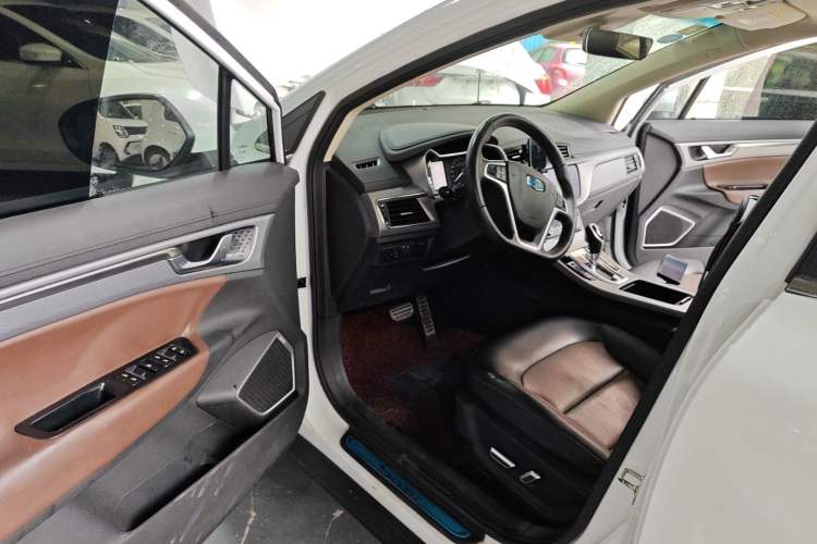 Used Geely Auto Emgrand GS 2018 Lingchao Edition 1.4T Automatic ZhenShang Smart Connectivity Model
