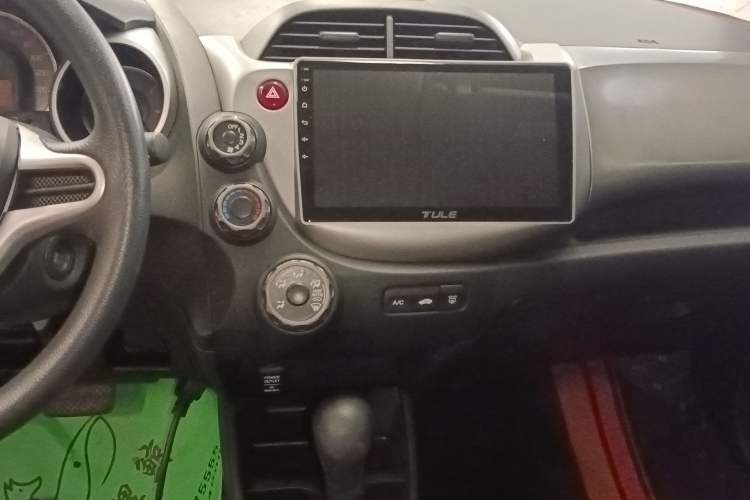 Used Honda Fit 2011 1.3L Automatic Comfort Edition