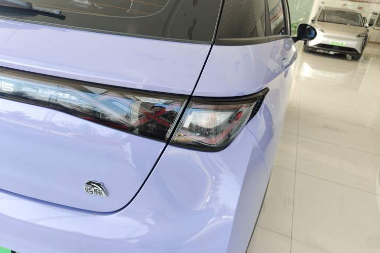 Used BYD Dolphin 2023 420 km Fashion Edition
