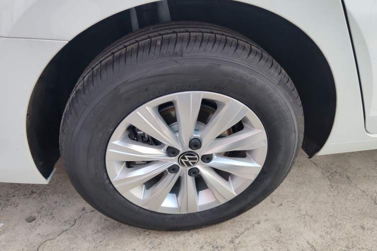 Used Volkswagen Lavida 2025 New Sharp 1.5L Outstanding New Edition
