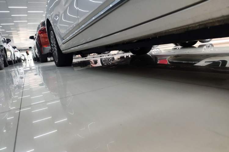 Used Buick GL8 New Energy 2024 Lu Zun Luxury Edition 7-Seater
