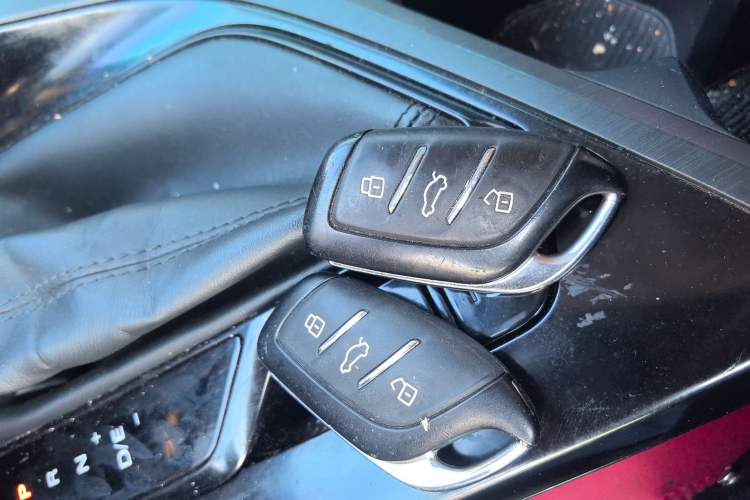 Used Roewe i5 2021 Revised Version 1.5L CVT Diamond Edition
