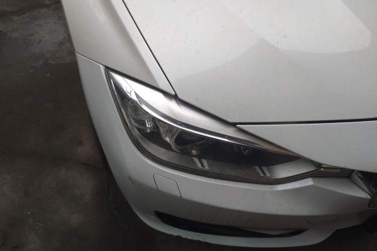 Used BMW 3 Series 2014 320i Sport Design Package
