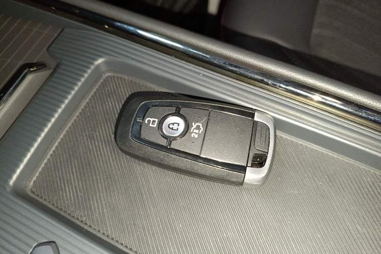 Used Ford Mondeo 2023 EcoBoost 245 Luxury Model
