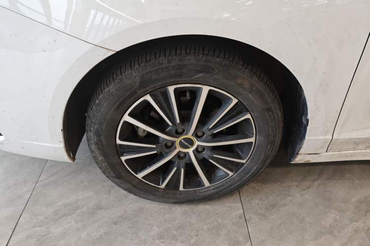 Used Roewe i5 2021 1.5L CVT Diamond Edition
