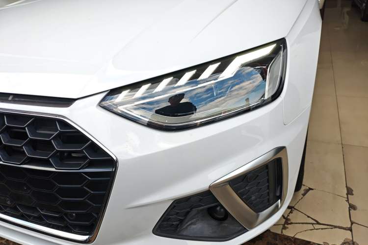 Used Audi A4L 2022 40 TFSI Fashion Dynamic Model
