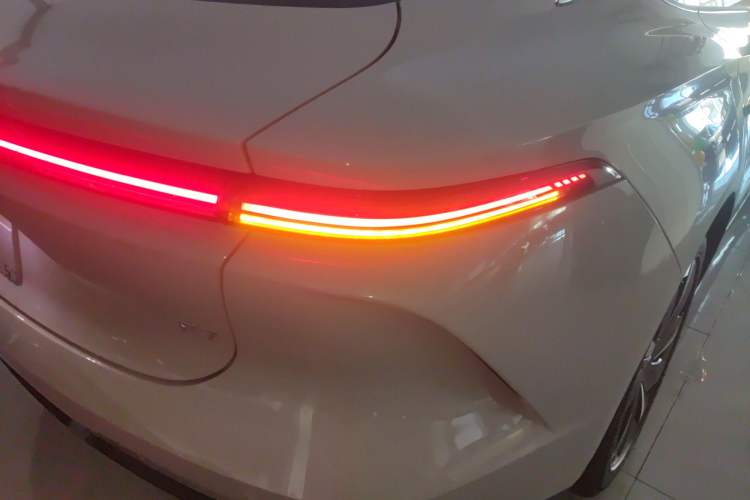 Used  F7 2023 Advanced Edition