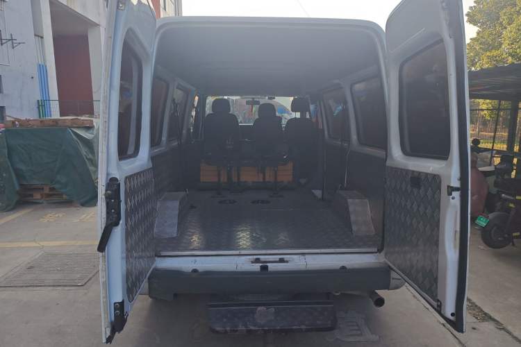 Used JMC Transit 2017 2.8T Commercial Version Short Wheelbase Mid-Roof 6/7/8-Seater JX493
