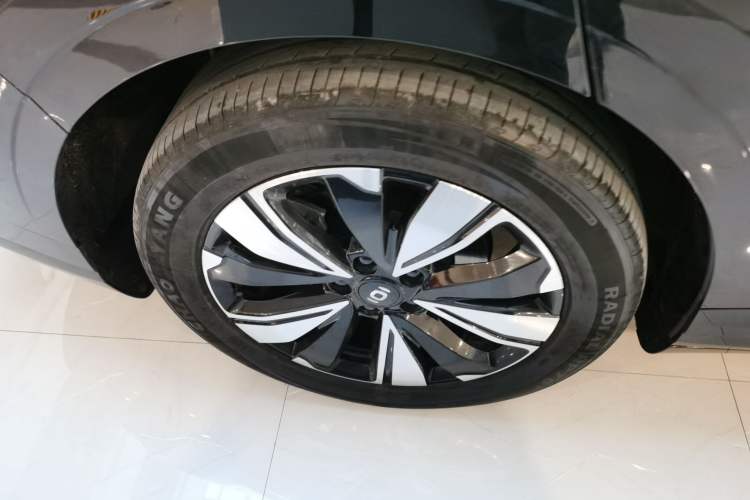 Used  A07 2025 Range-Extended "Truly Delicious" 140 Elite Version
