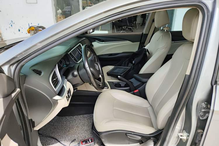 Used Buick GT 2018 15T Dual-Clutch Elite Model China V Standard
