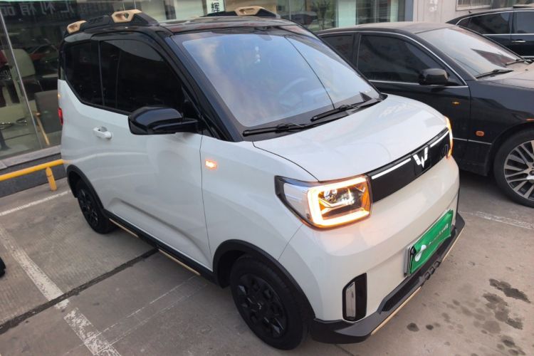 Used Wuling Hongguang MINIEV 2022 GAMEBOY 200km Gaming Edition with Lithium Iron Phosphate